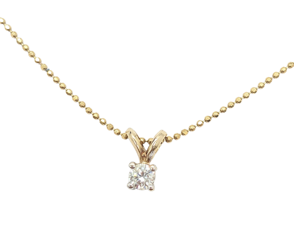 15 Point Diamond Solitaire Pendant - Dick's Pawn Superstore