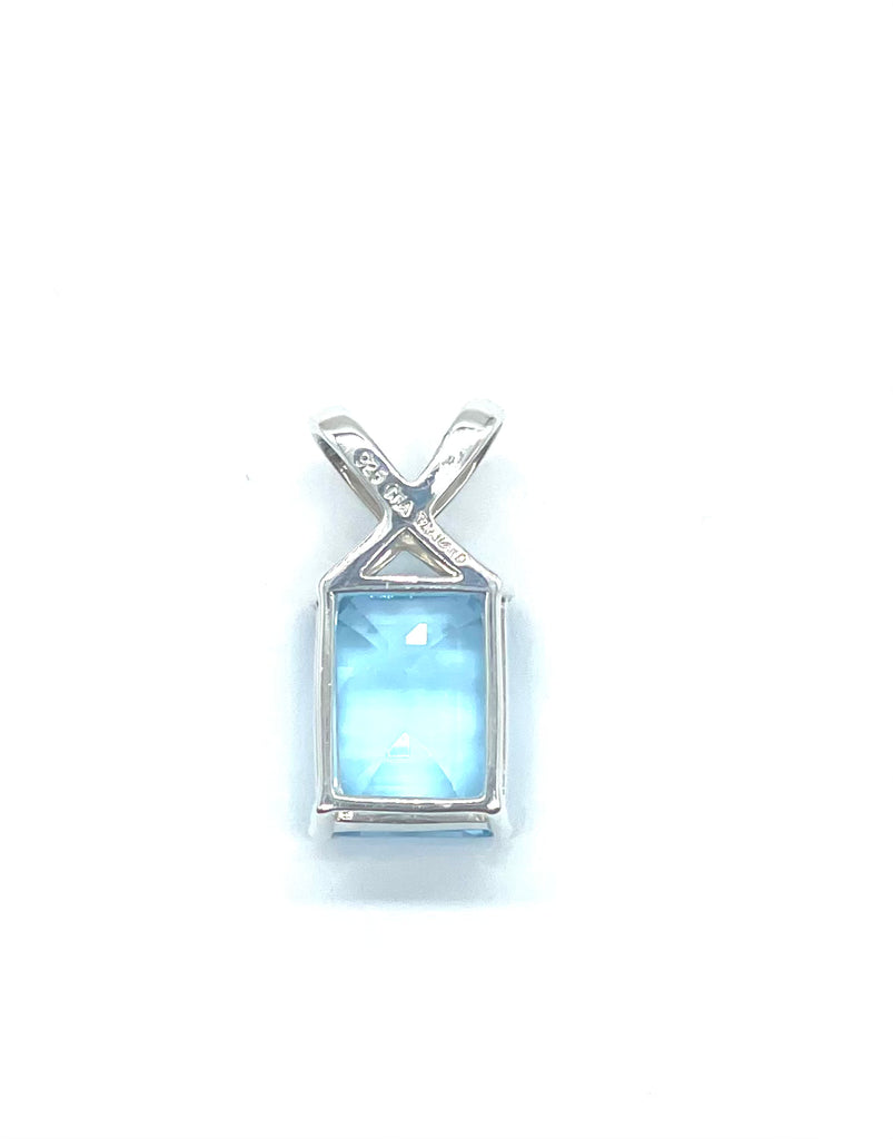 Blue topaz pendant - Dick's Pawn Superstore